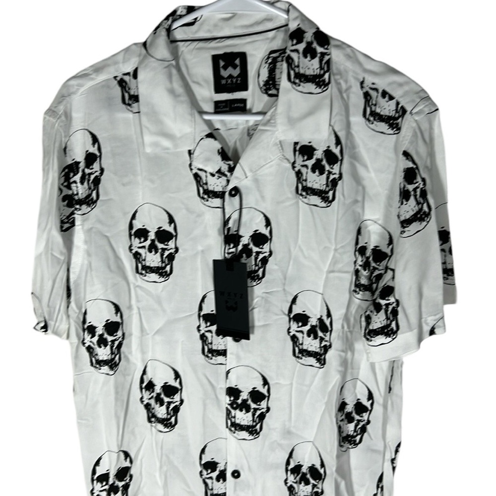 WXYZ White Button Up Shirt Skull All Over Print Men’s Size L